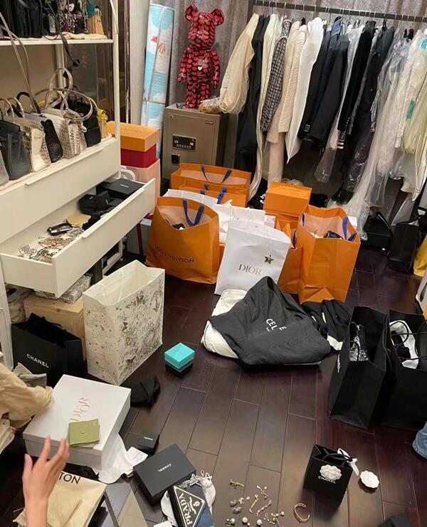 遂宁回收顶奢鞋服